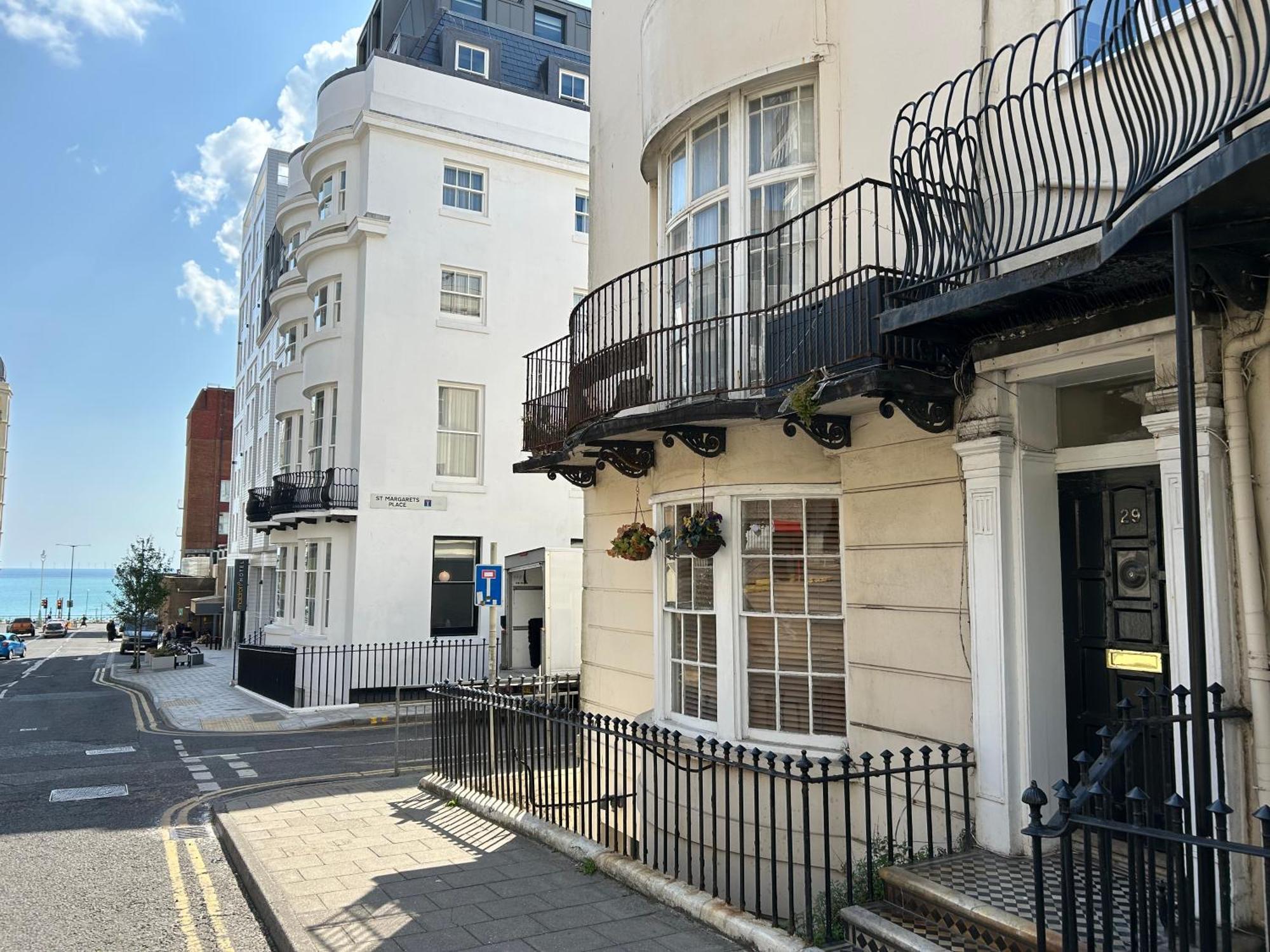 Two Top Central Beach Studios - Also Separate Spa Cabin And Watersports Brighton Exterior foto